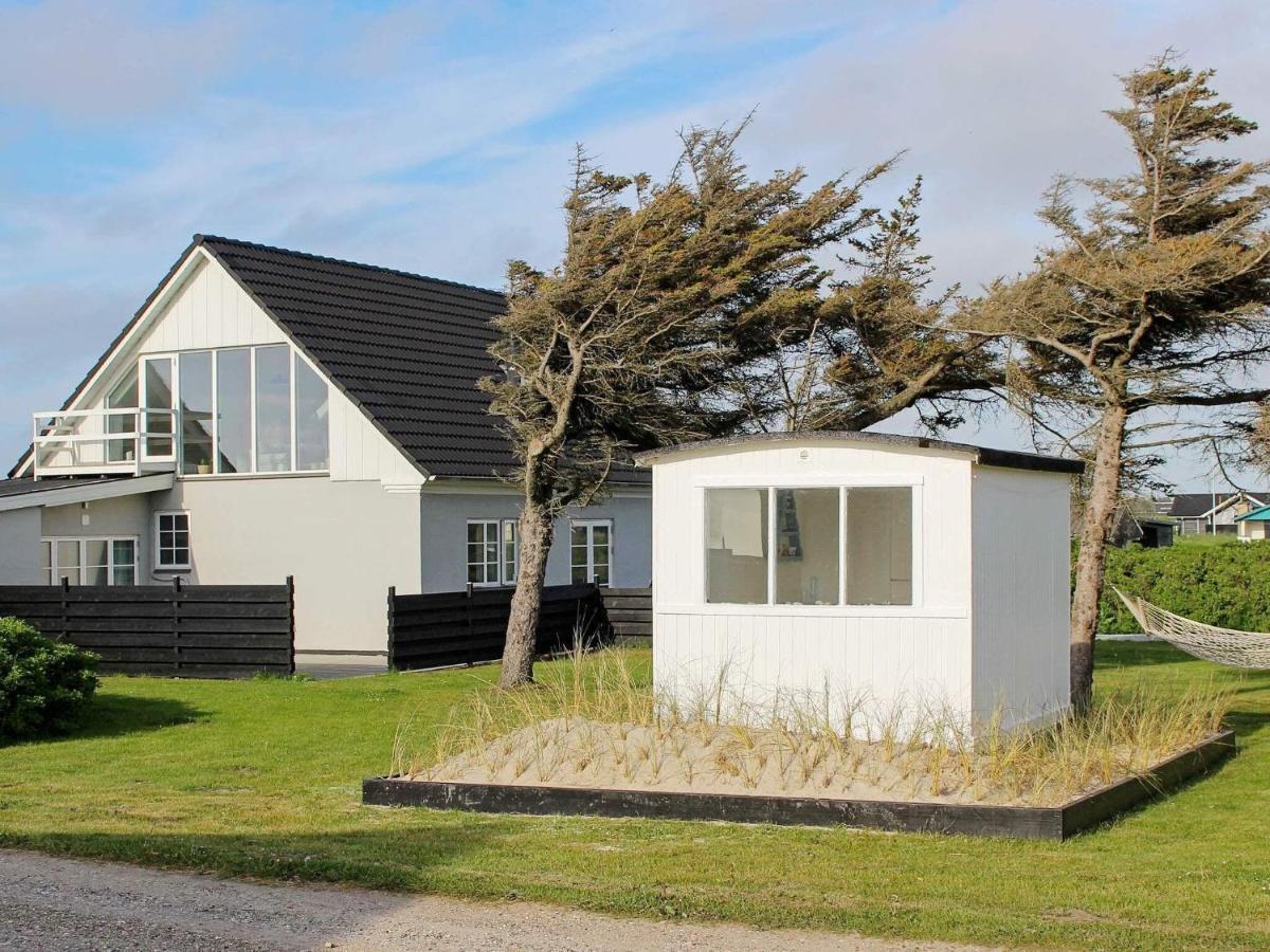 14 Person Holiday Home In L Kken Lokken Exterior photo